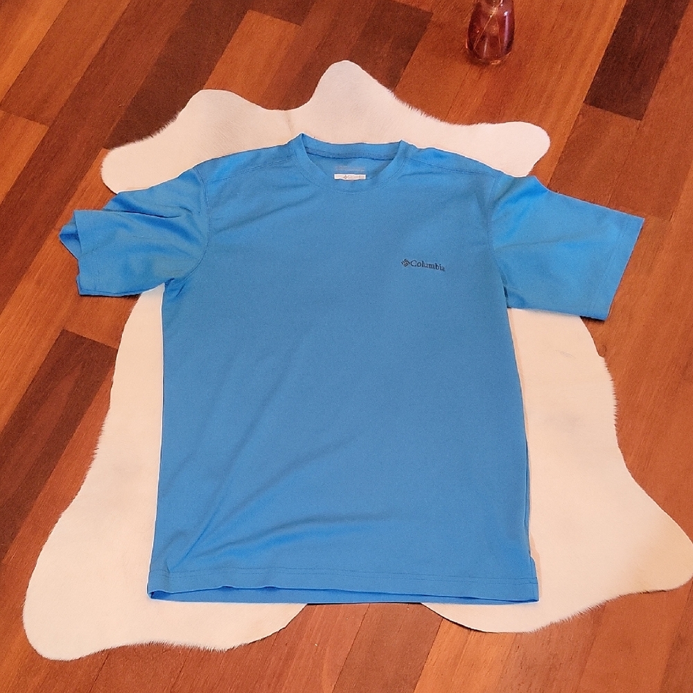NWOT Mens Columbia Omni Wick Blue T-Shirt S